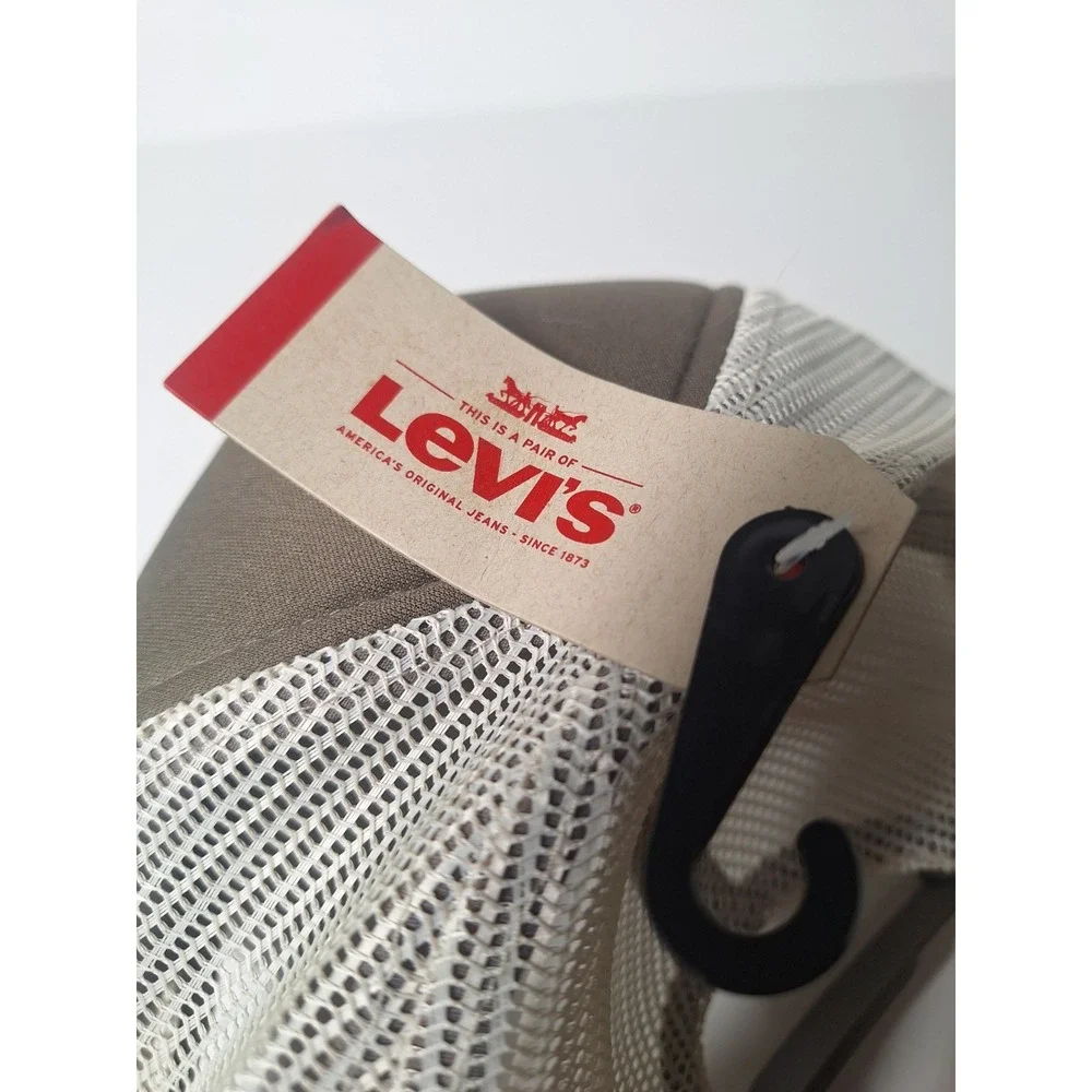 Levi's Flying High California Sky Eagle Trucker Hat Snapback NWT Brown Mesh